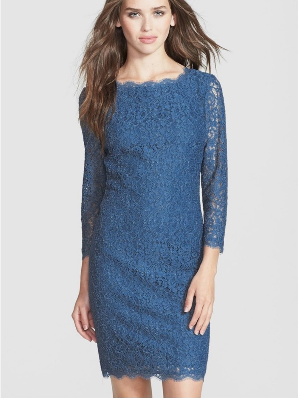 Adrianna Papel Lace Overlay Sheath Dress Size 6 Wedding Formal Coctail Evening